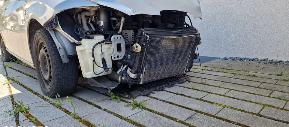 Seat Leon cena 7900 przebieg: 212121, rok produkcji 2015 z Głuchołazy małe 37